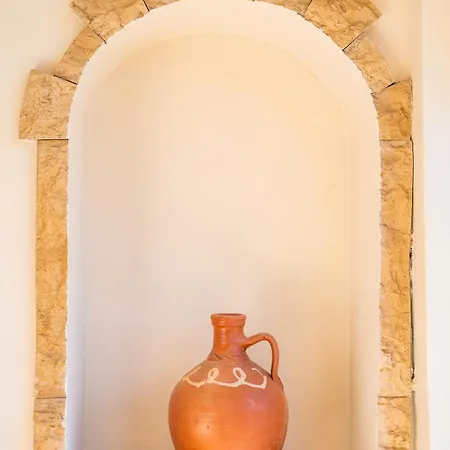 Pensión Petra *